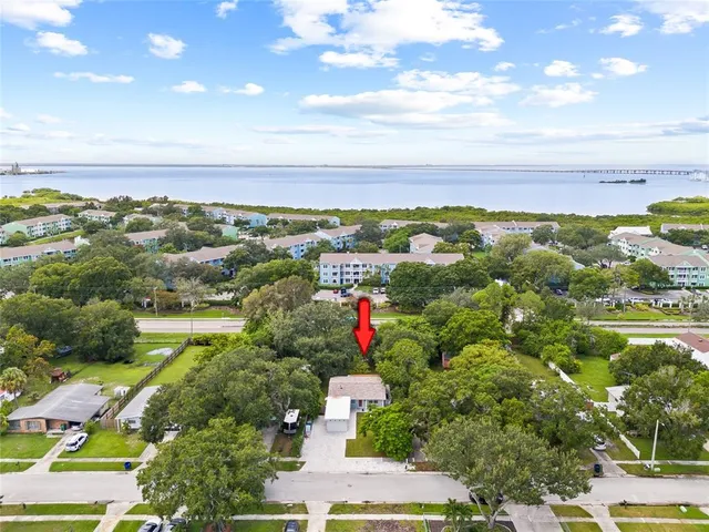 $3,175 | 6327 South Renellie Court, Tampa, FL 33616