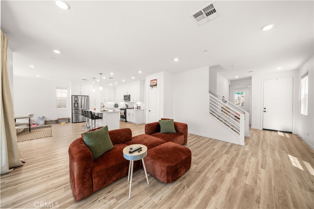 2860 Sapphire Road La Verne, CA 91750 - Photo 7 of 37