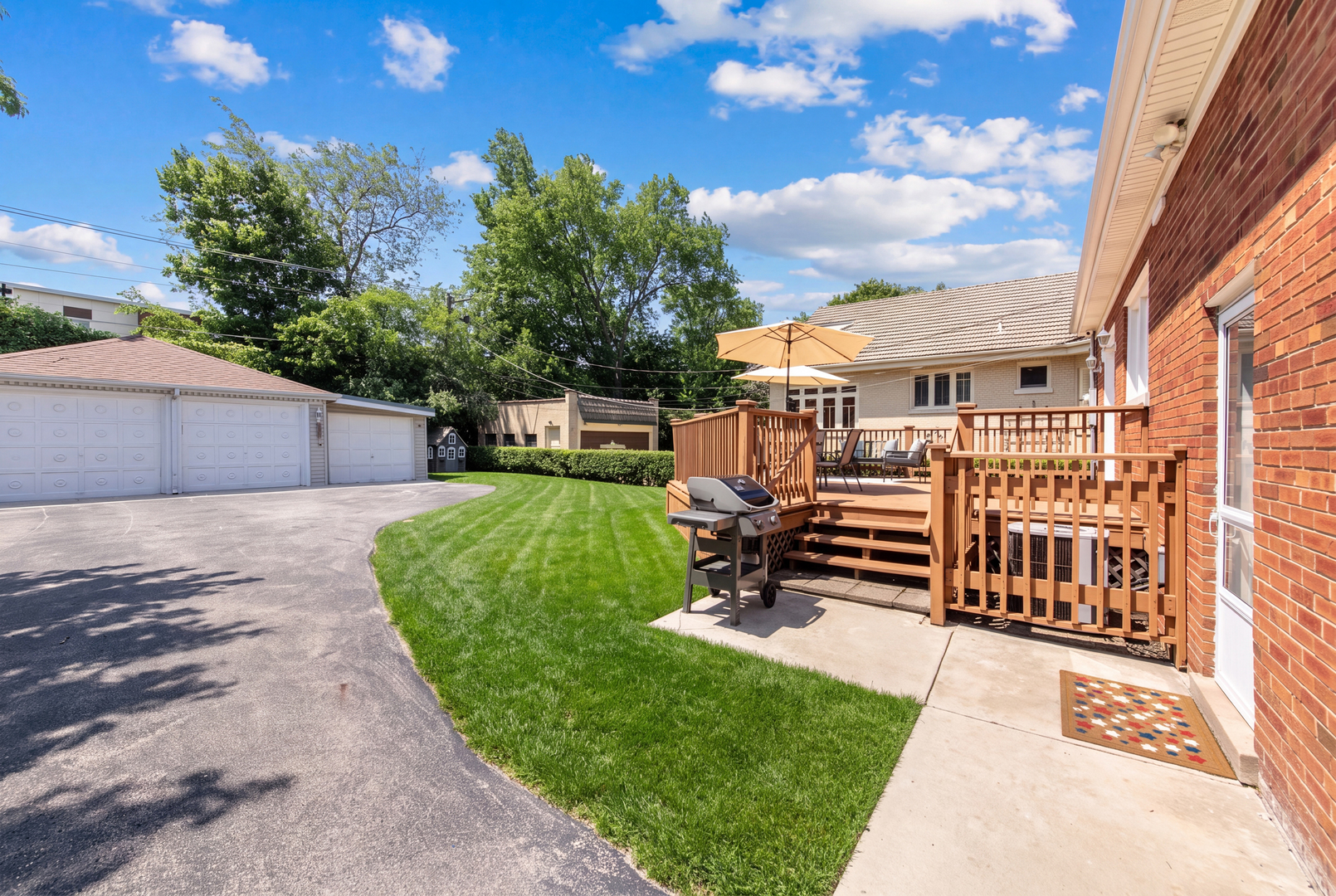106 Berry Parkway Park Ridge, IL 60068 - Photo 29 of 33