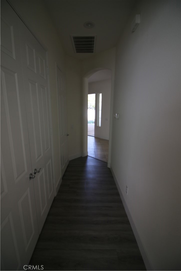 805 Annandale Road Beaumont, CA 92223 - Photo 20 of 39 a view of a hallway