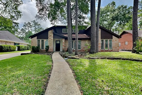 $2,145 | 2026 Willow Point Drive, Houston, TX 77339