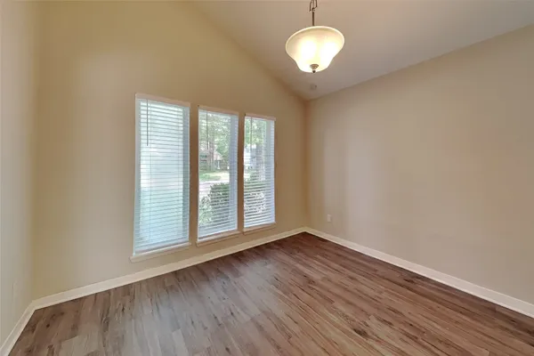 $2,145 | 2026 Willow Point Drive, Houston, TX 77339