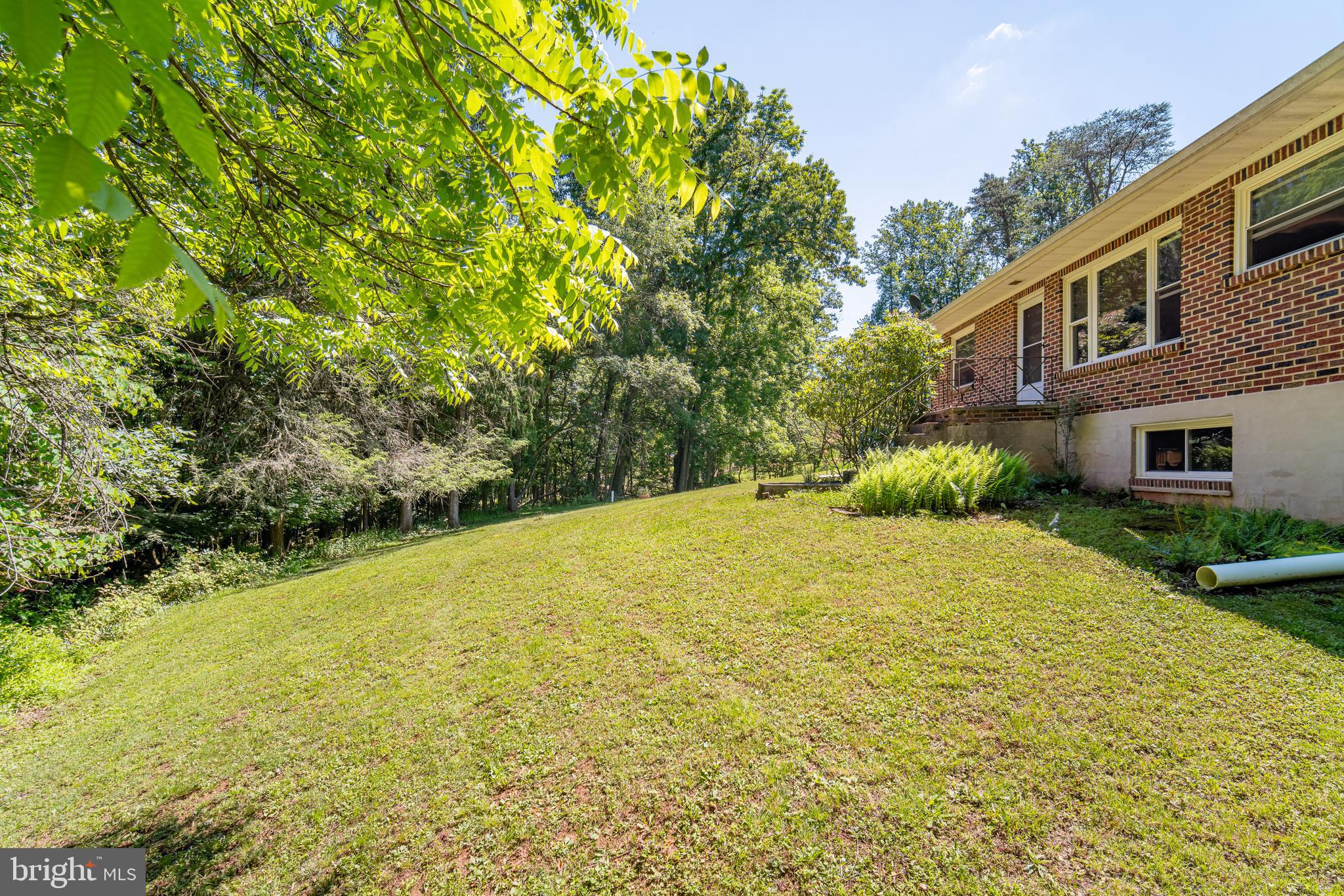 1310 East Butter Road York, PA 17406 - Photo 28 of 30 Gallery Image 28