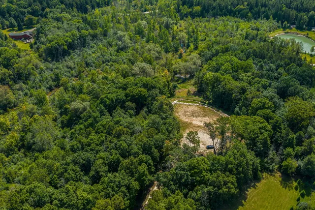 $849,900 | 3811 County Highway, Slinger, WI 53086