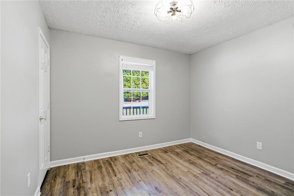 39 Spring Leaf Place Dallas, GA 30157 - Photo 10 of 22 Gallery Image 10