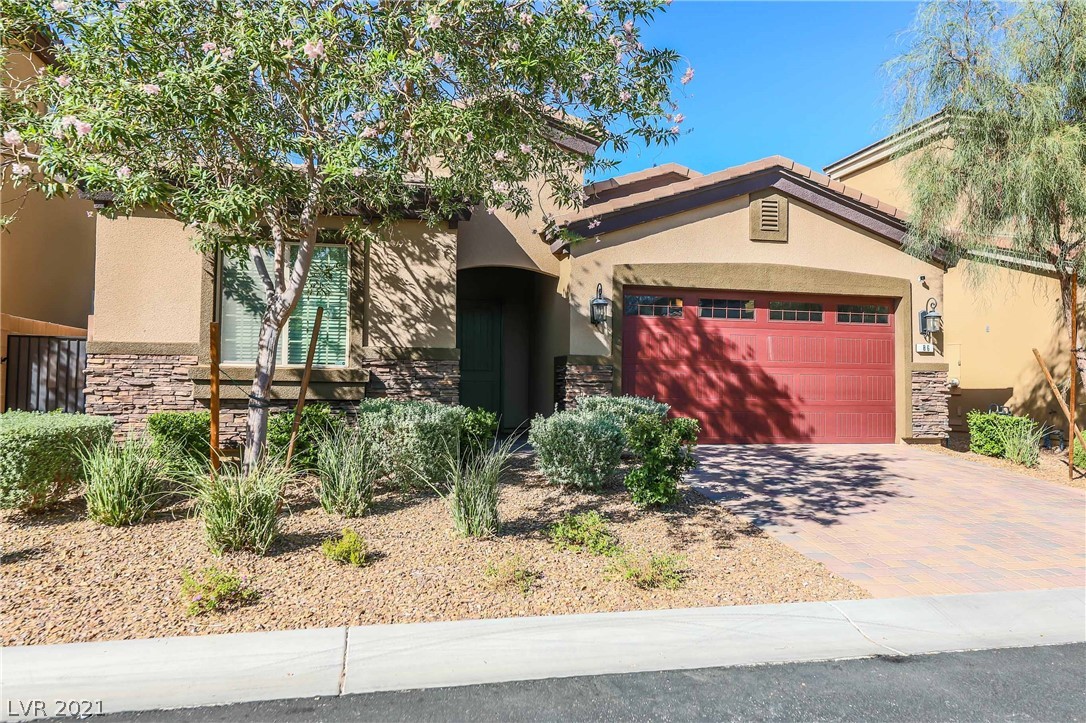 86 Einstein Ridge Way Las Vegas, NV 89183 - Photo 1 of 34 Gallery Image 1