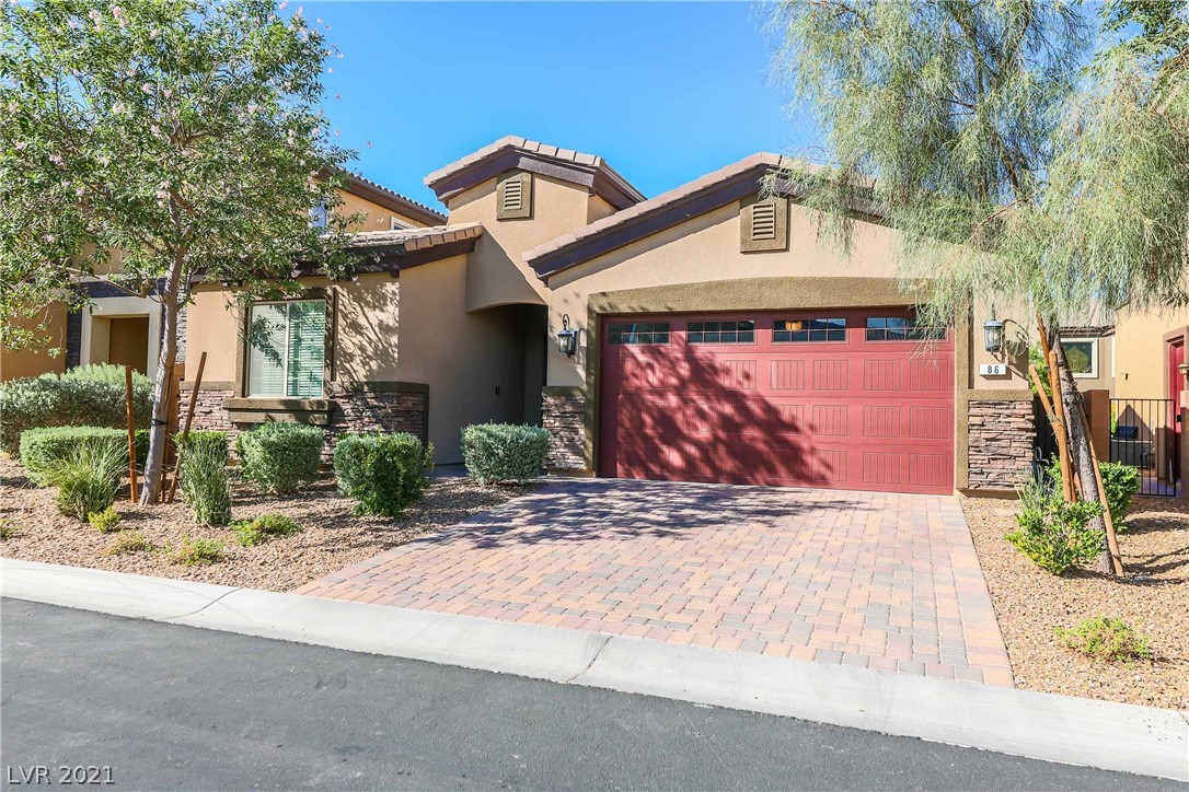 86 Einstein Ridge Way Las Vegas, NV 89183 - Photo 3 of 34 Gallery Image 3