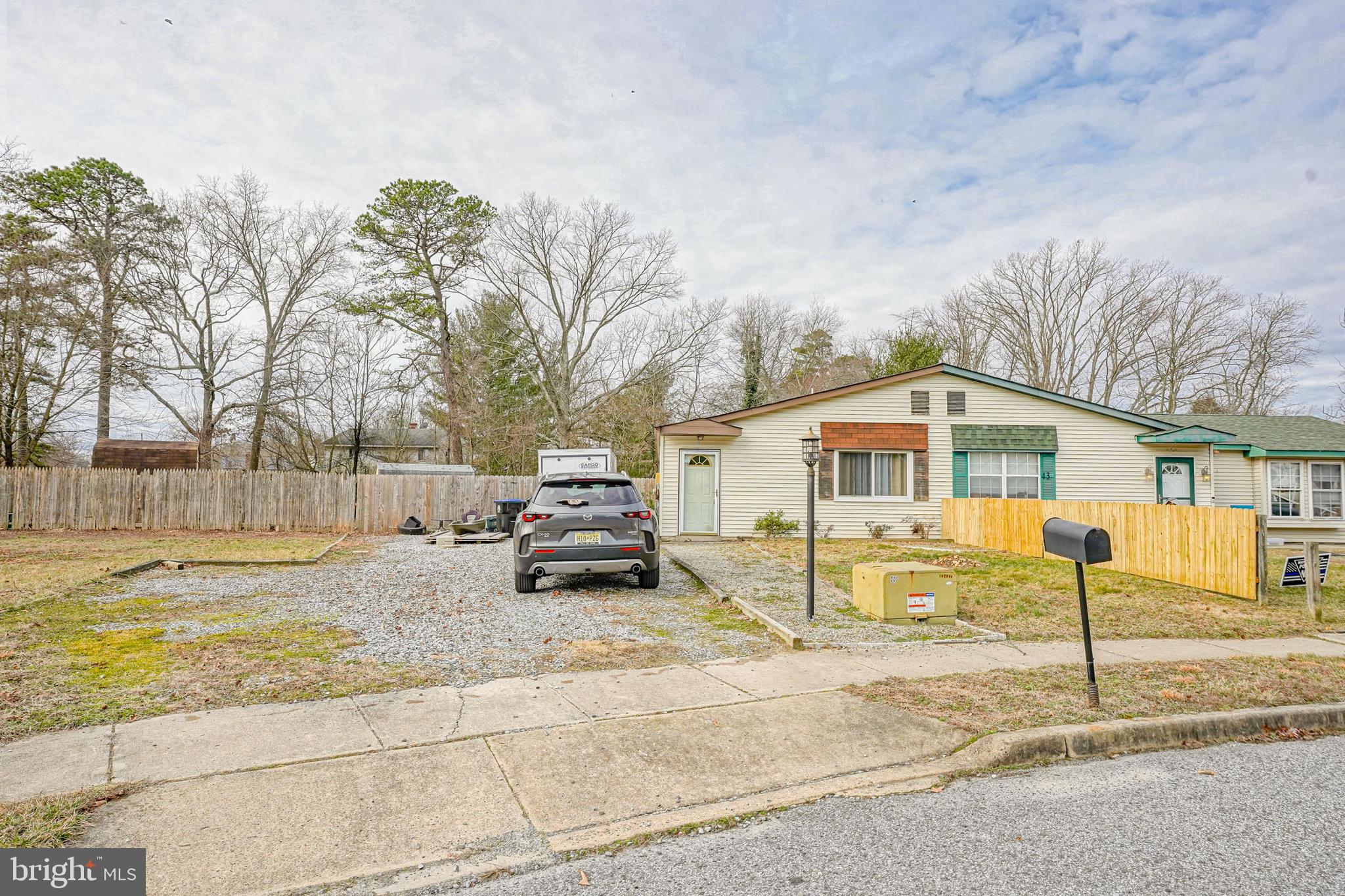 45 Colgate Court Atco, NJ 08004 - Photo 2 of 23 Plenty of parking! Great cul-de-sac location!