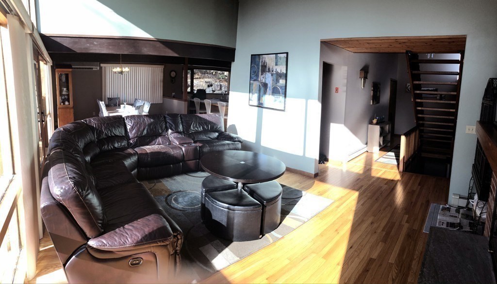 5 Clipper Way Beverly, MA 01915 - Photo 22 of 42 a living room with furniture