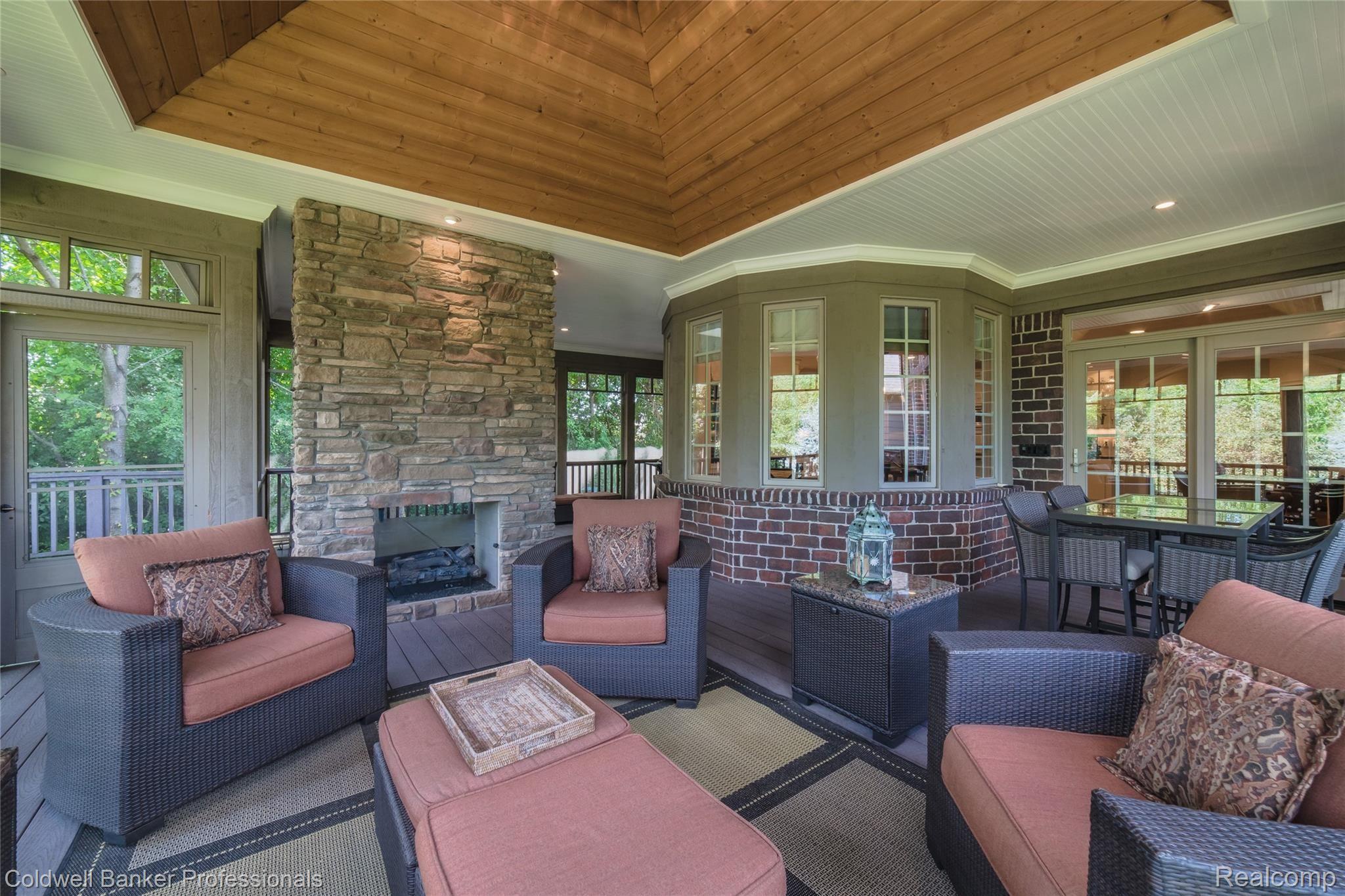 6998 Oakhurst Ridge Road Clarkston, MI 48348 - Photo 35 of 80 6998 OakhurstRidge-35.jpg