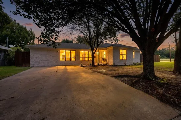 $440,000 | 4171 Carolyn Road, Fort Worth, TX 76109
