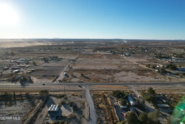 $1,700,000 | 2025 Anthony Drive, Anthony, NM 88021