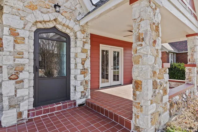 a view of an entryway door