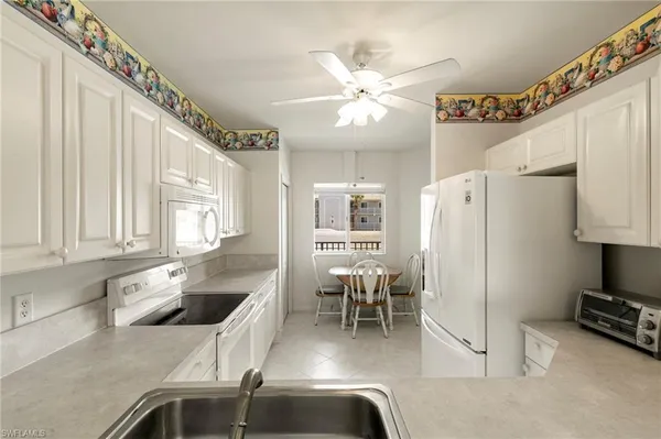 $259,700 | 7839 Regal Heron Circle, Unit 205, Naples, FL 34104