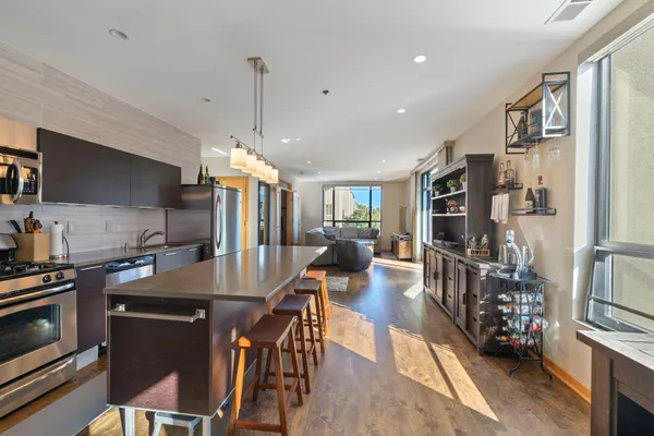 $425,000 | 3116 West Lake Street, Unit 413, Minneapolis, MN 55416