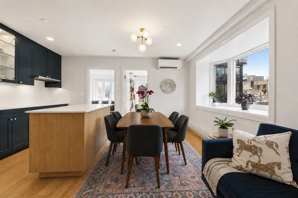 $925,000 | 21 Ludlow Street, Unit 5C | Chinatown