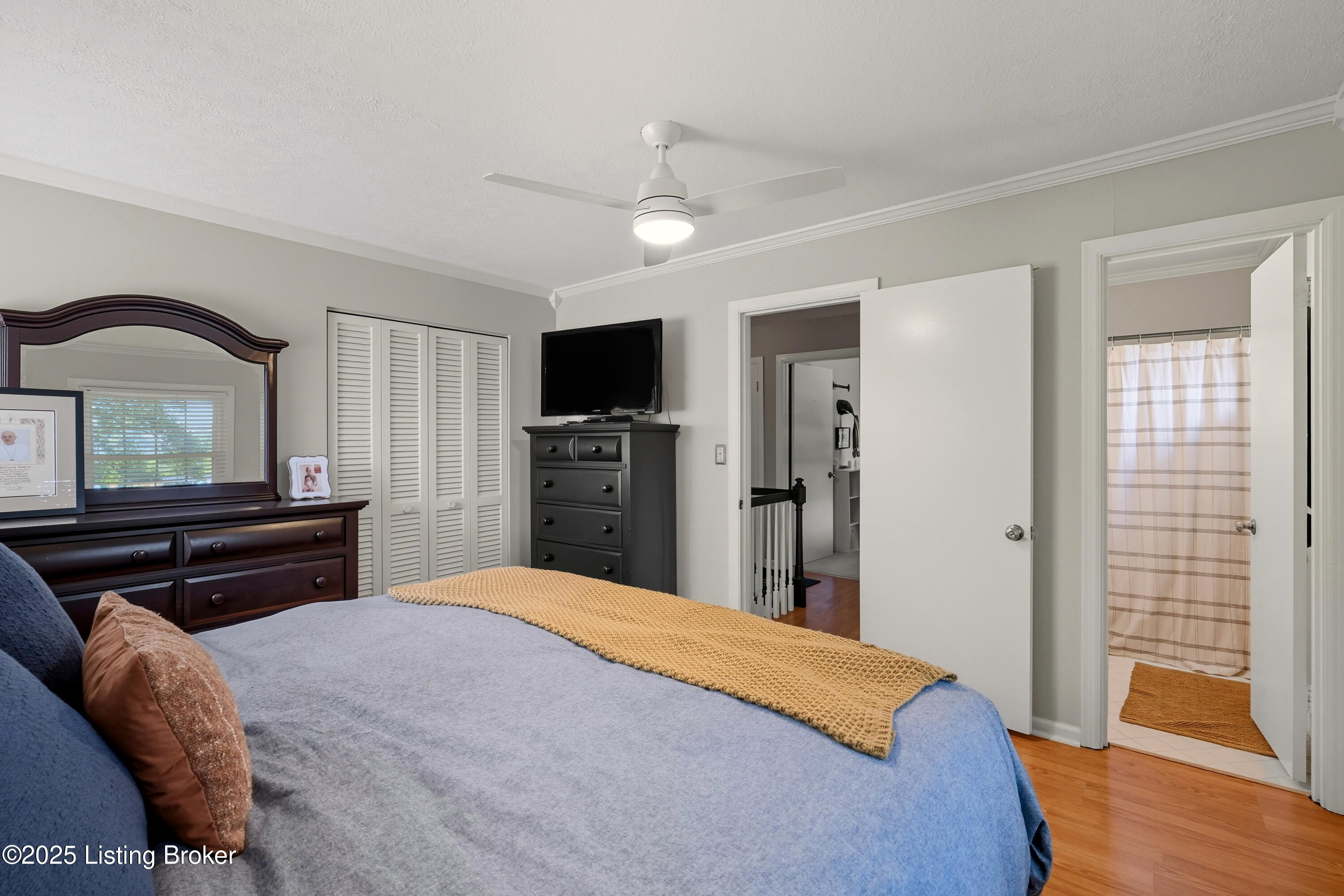 10205 Afton Road Louisville, KY 40223 - Photo 22 of 44 10205afton_louisvillerealestatemedia_111