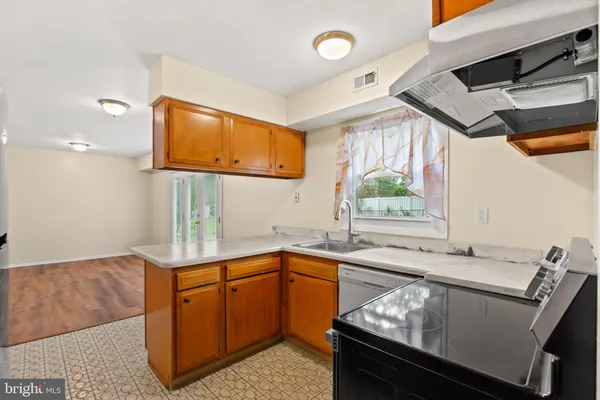 $3,300 | 4004 Croydon Lane, Bowie, MD 20715