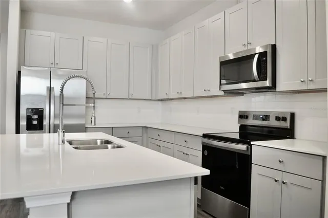 $2,850 | 16430 Tangerine Mesa Drive, Winter Garden, FL 34787