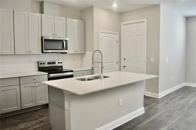 $2,850 | 16430 Tangerine Mesa Drive, Winter Garden, FL 34787