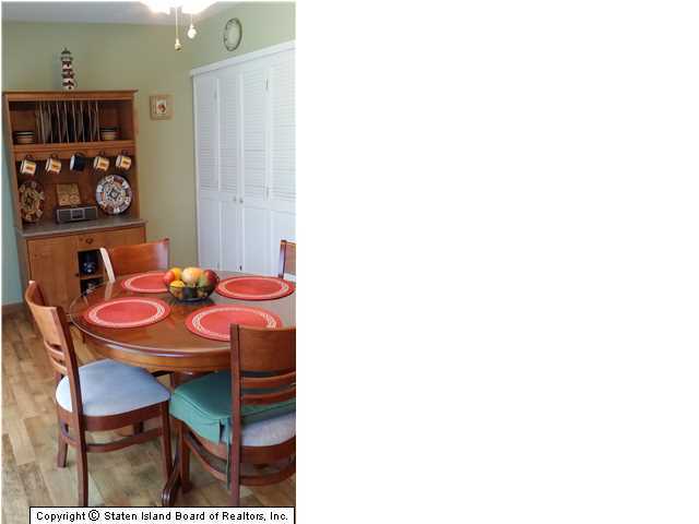261 Signs Road, Unit J Staten Island, NY 10314 - Photo 2 of 10 Additional Photo