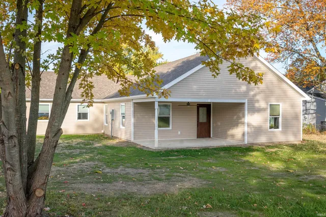 $234,900 | 1012 North Monroe Street, Hartford City, IN 47348