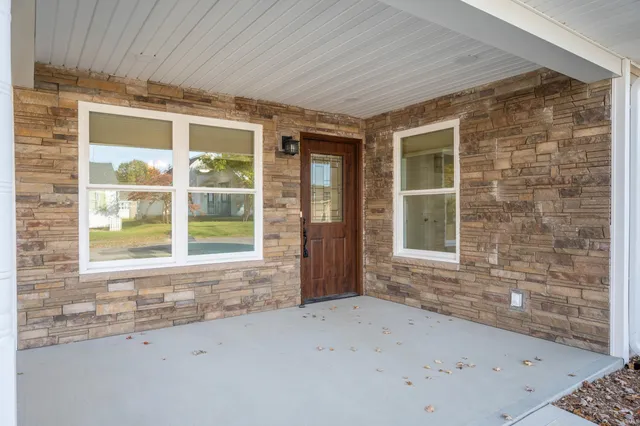 $234,900 | 1012 North Monroe Street, Hartford City, IN 47348