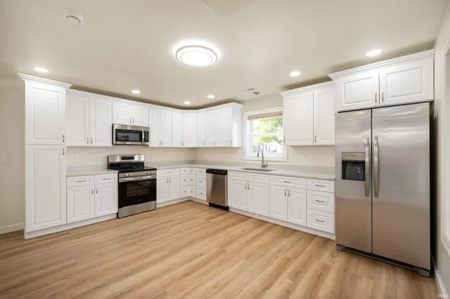 $234,900 | 1012 North Monroe Street, Hartford City, IN 47348