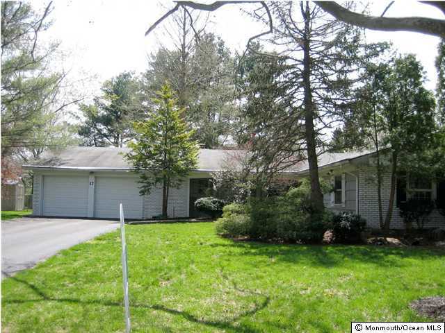 17 Jacata Road Marlboro, NJ 07746 - Photo 1 of 3 Primary Photo