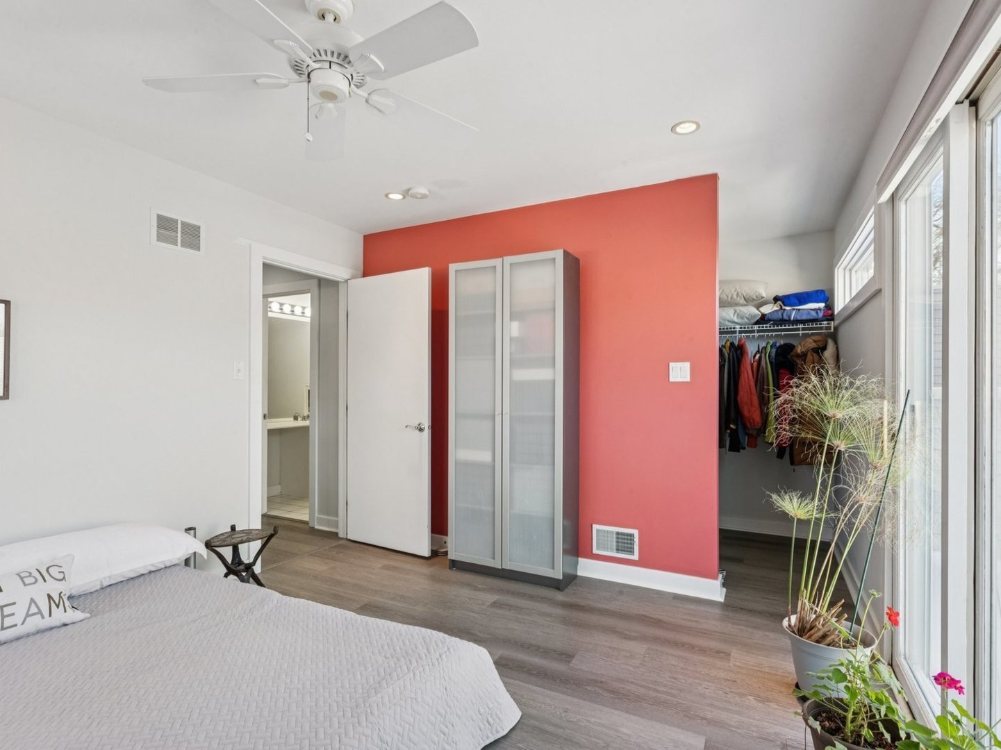 1515 Monroe Street, Unit A Evanston, IL 60202 - Photo 15 of 38