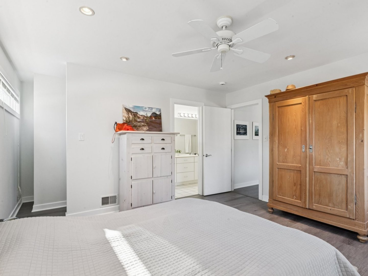 1515 Monroe Street, Unit A Evanston, IL 60202 - Photo 23 of 38