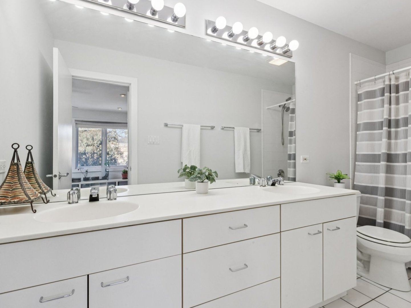 1515 Monroe Street, Unit A Evanston, IL 60202 - Photo 24 of 38