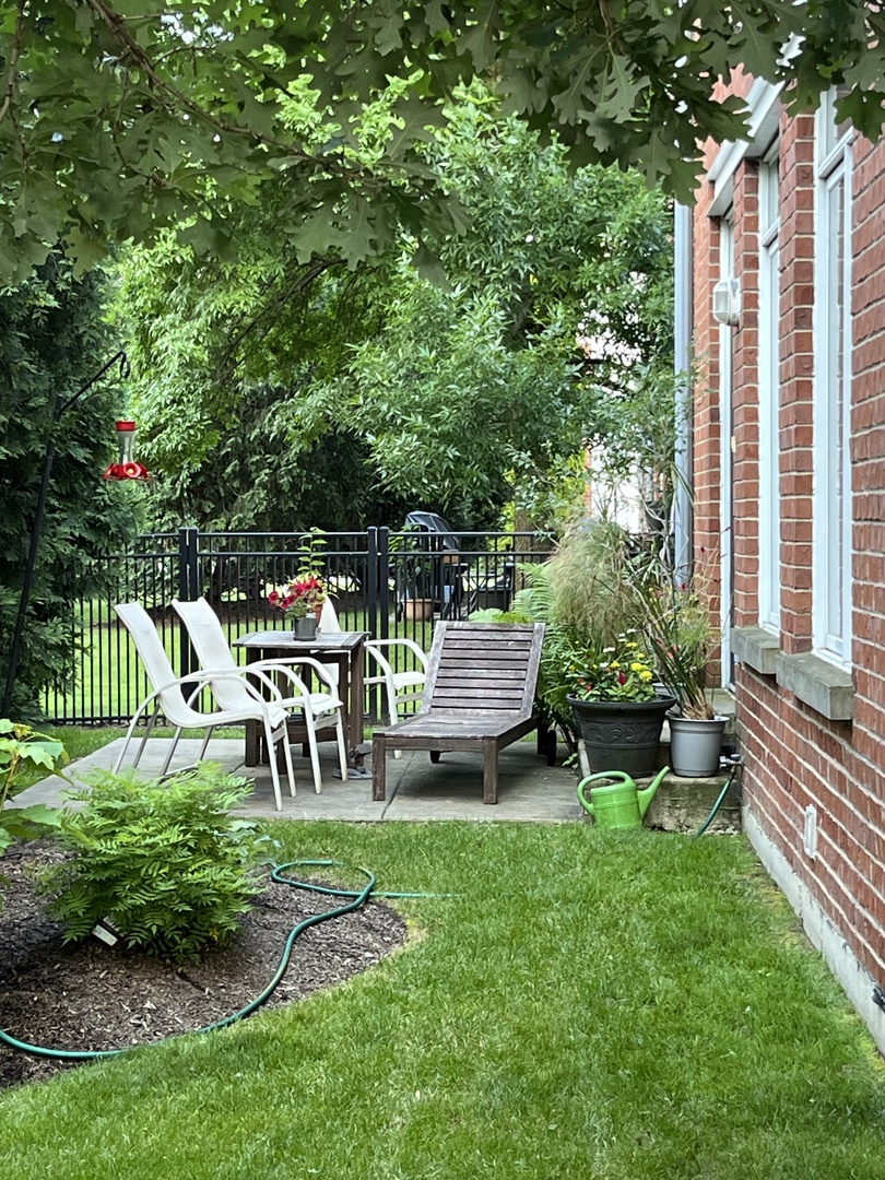 1515 Monroe Street, Unit A Evanston, IL 60202 - Photo 32 of 38