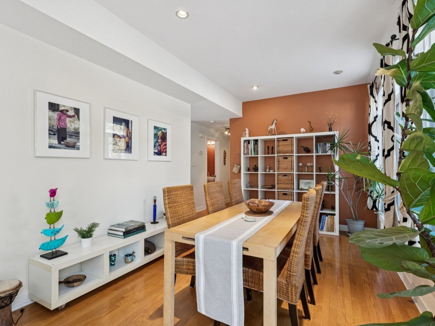 1515 Monroe Street, Unit A Evanston, IL 60202 - Photo 4 of 38