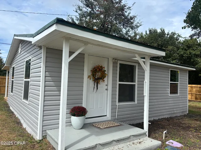 $155,000 | 3733 East 9th Street, Panama City, FL 32401