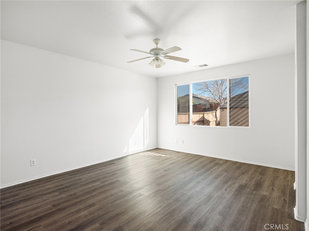 12357 Luna Road Victorville, CA 92392 - Photo 22 of 35