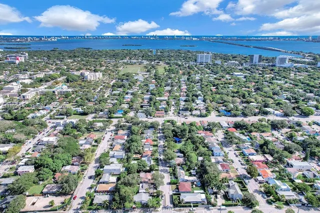 $1,500 | 47 Northwest 49th Street, Unit 2, Miami, FL 33127