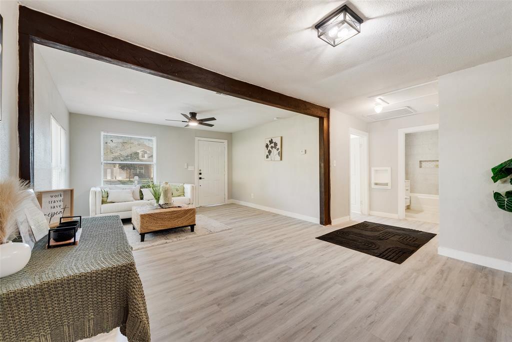 109 Lydia Street Terrell, TX 75160 - Photo 11 of 24 a living room with furniture and a table