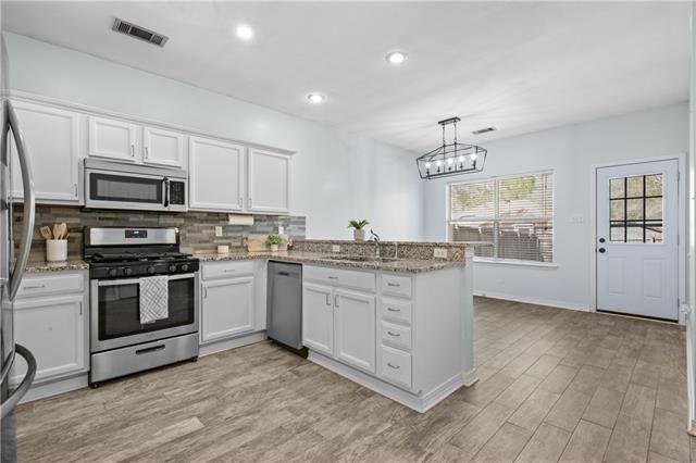 755 Labarre Street Mandeville, LA 70448 - Photo 5 of 17