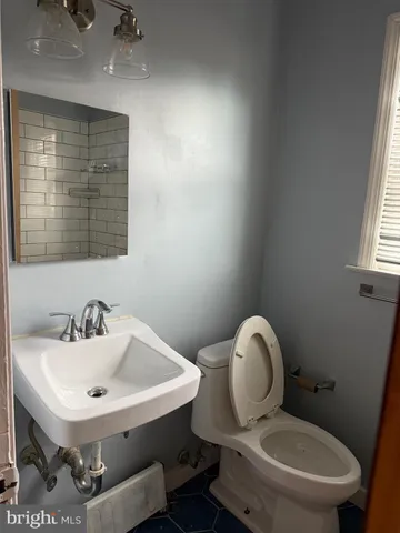 $7,500 | 2211 32nd Place Southeast, Washington, DC 20020