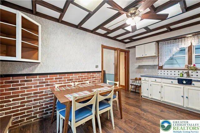 $299,900 | 609 South Carldon Street, Unit ALSO 601 AND 605), Allentown, PA 18103