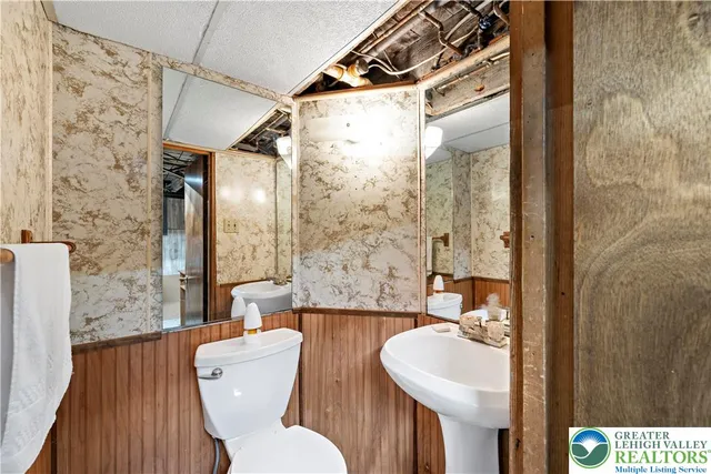 $299,900 | 609 South Carldon Street, Unit ALSO 601 AND 605), Allentown, PA 18103