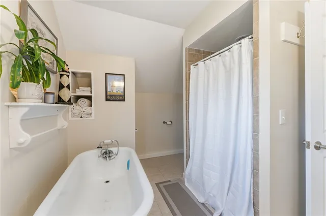 $595,000 | 128 Rodman Street, South Kingstown, RI 02879