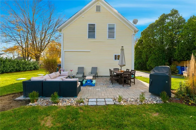 $595,000 | 128 Rodman Street, South Kingstown, RI 02879