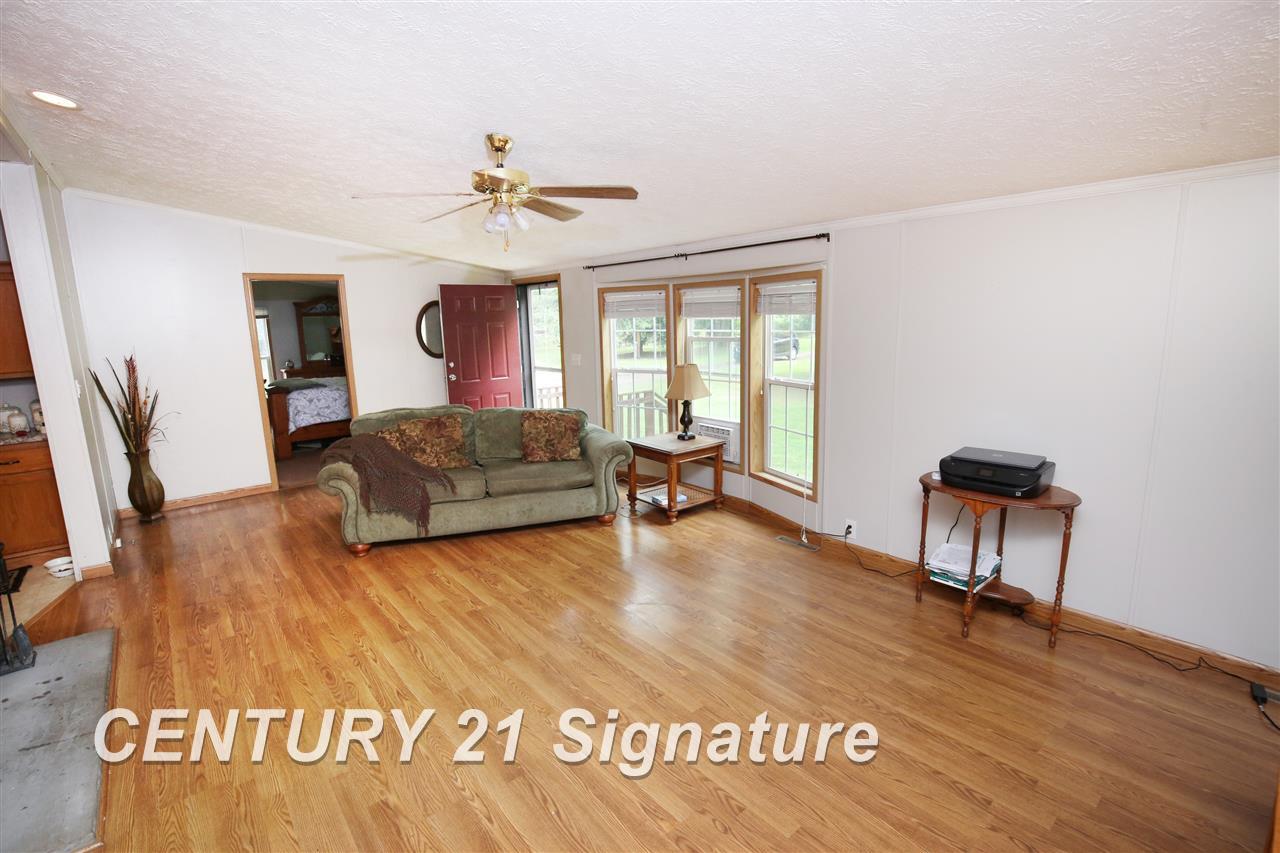 4096 West Saginaw Road Coleman, MI 48618 - Photo 7 of 41