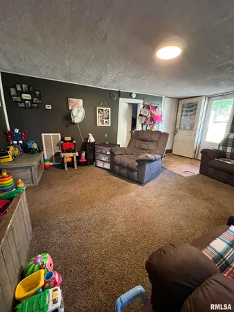 $21,000 | 212 Main Street, Eddyville, IL 62928