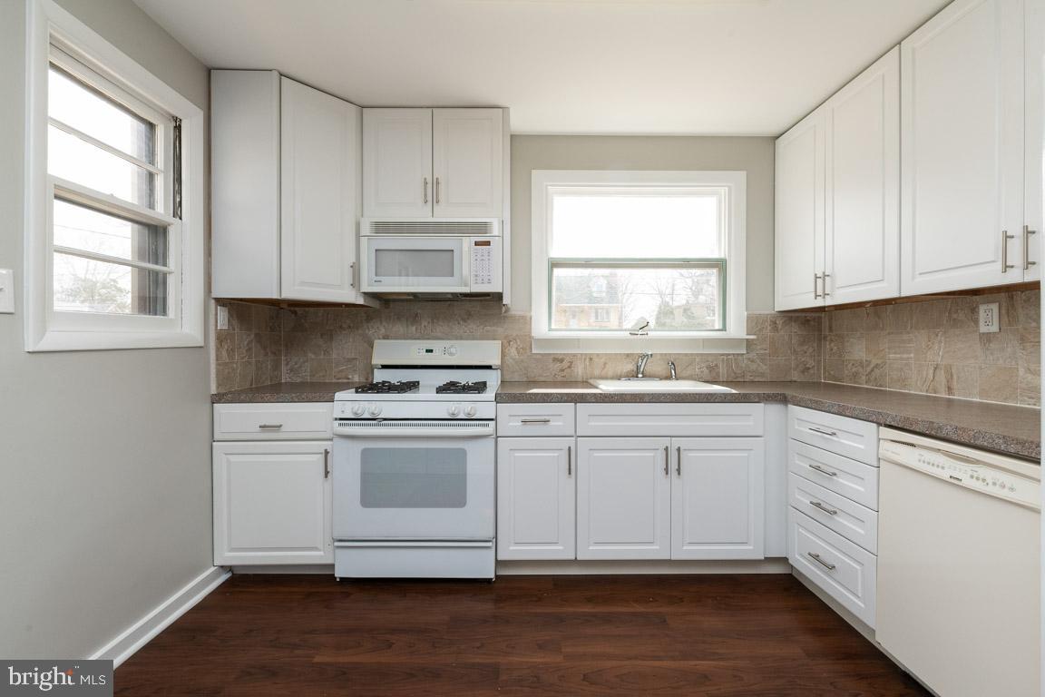 5921 Shady Spring Avenue Rosedale, MD 21237 - Photo 8 of 33 Kitchen has ample counter space