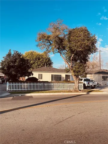 $2,650 | 905 West McFadden Avenue, Santa Ana, CA 92703
