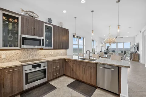 $2,195,000 | 4510 El Mar Drive, Unit PH405, Fort Lauderdale, FL 33308