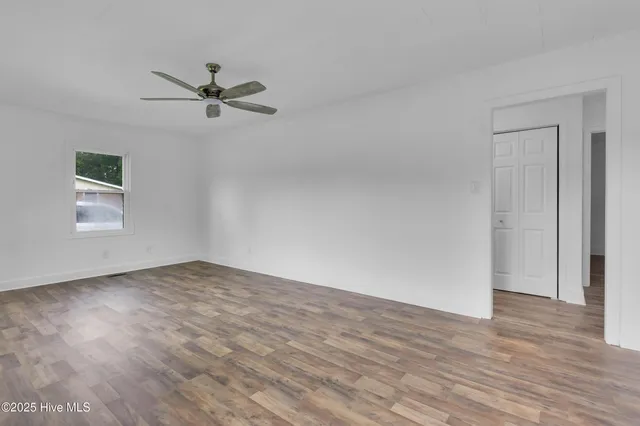 $1,800 | 300 Battleground Avenue, New Bern, NC 28560